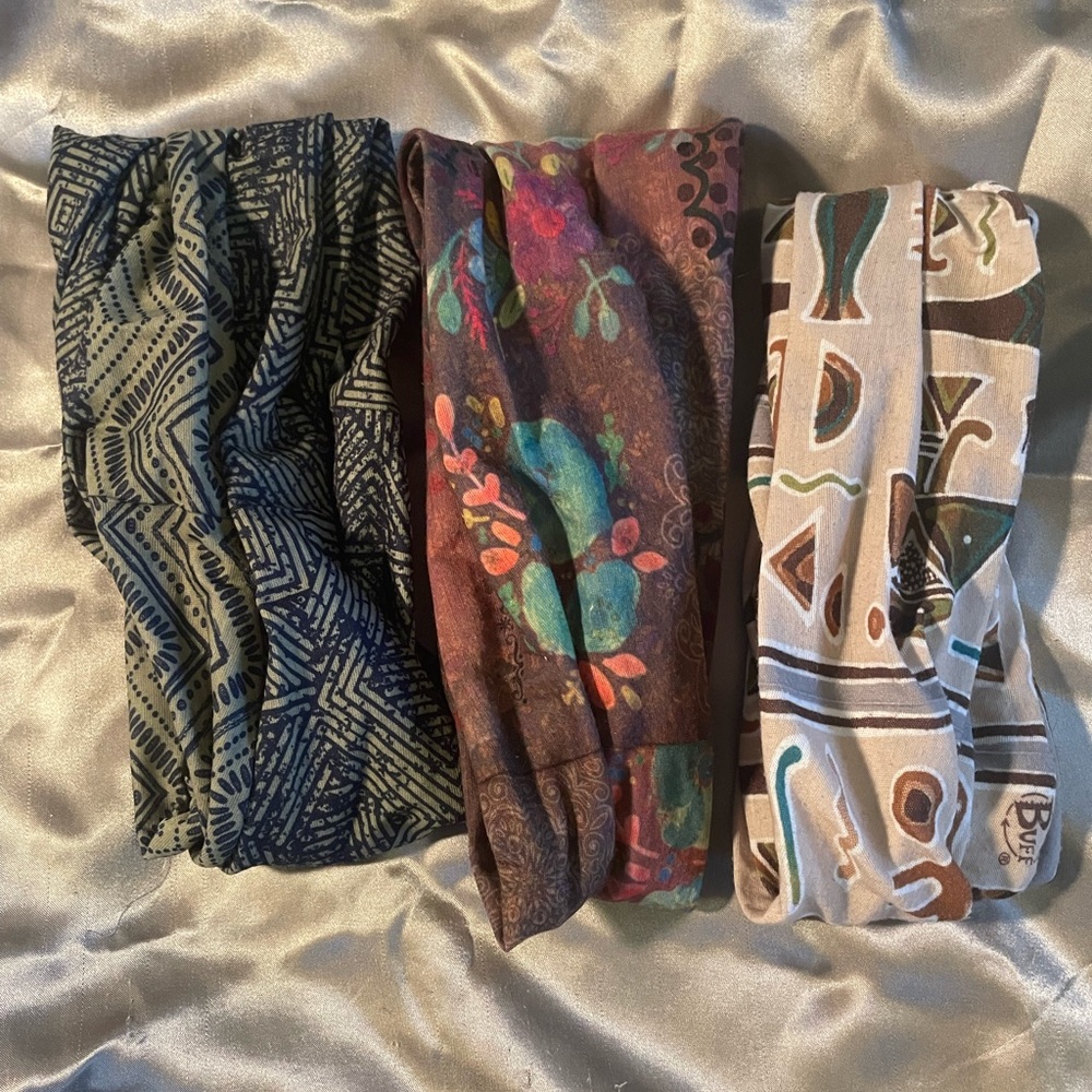 3 colorful buffs
